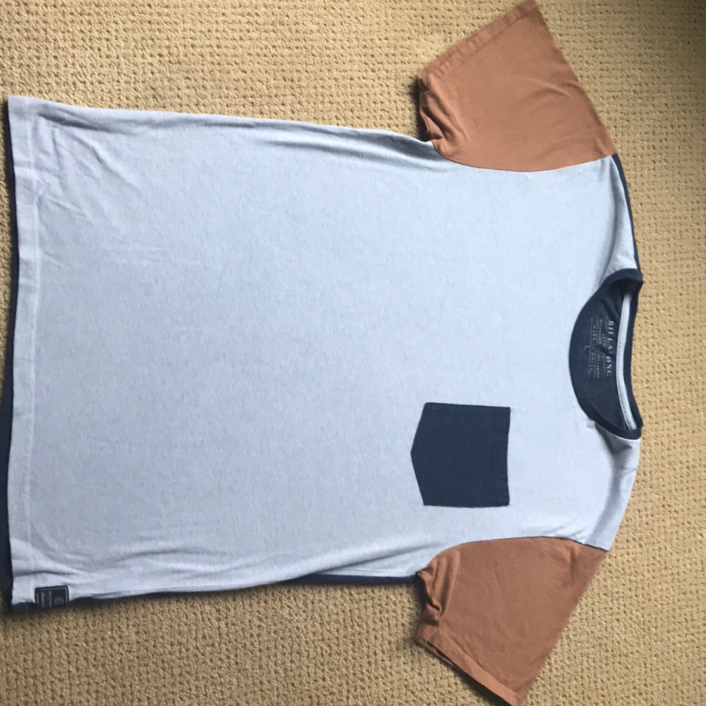 Men’s Billabong T-shirt